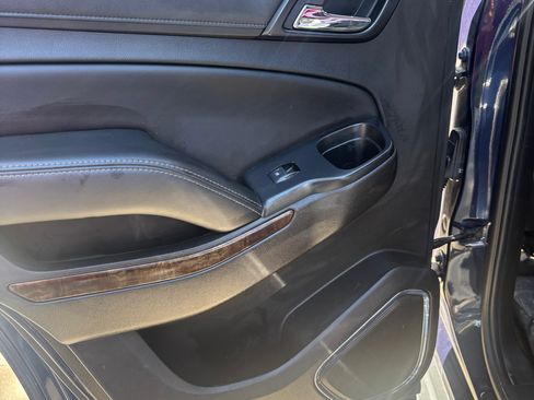 Used 2018 Chevrolet Tahoe LT image 11