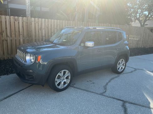 Used 2017 Jeep Renegade Limited image 1