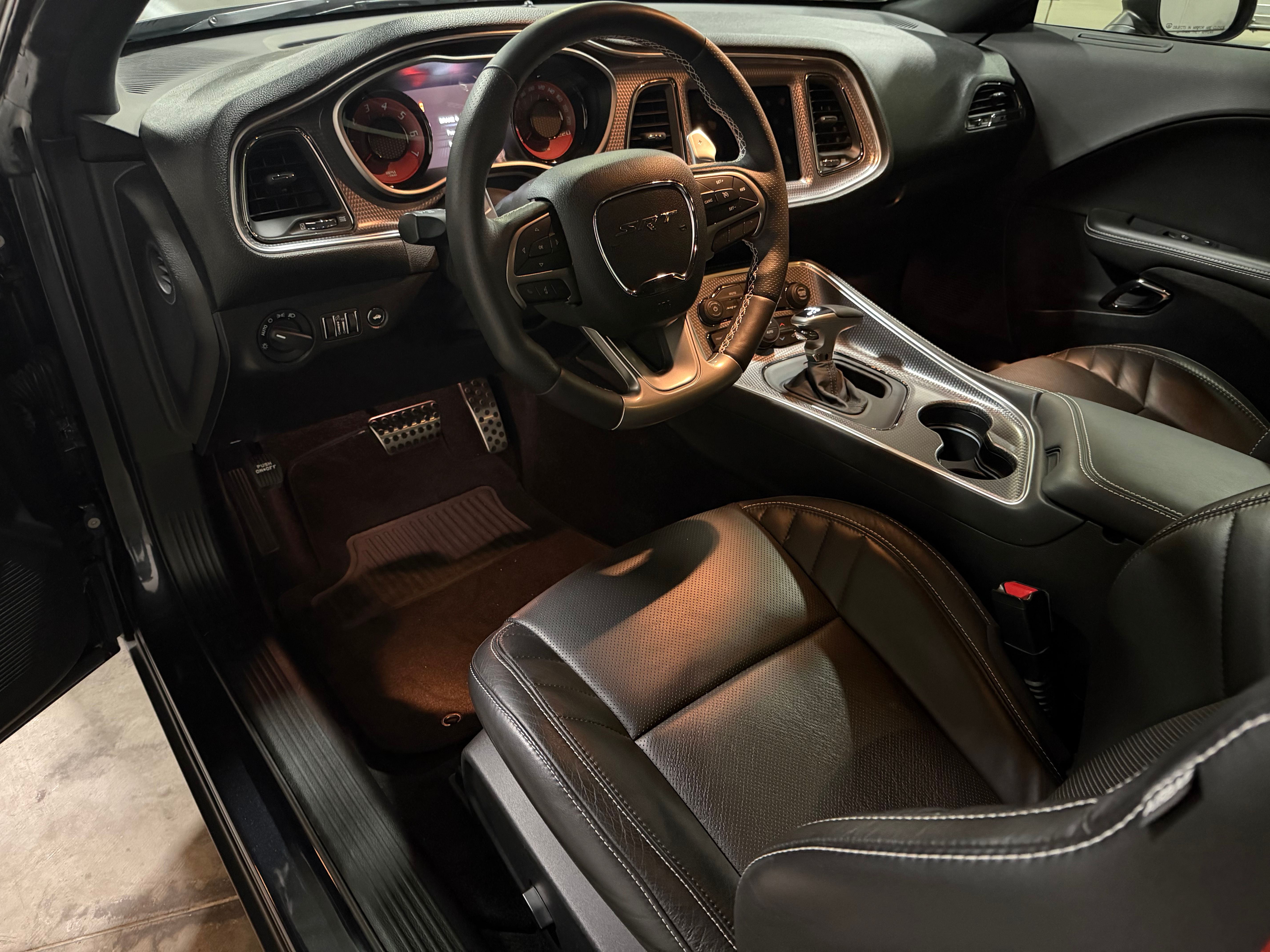 Used 2019 Dodge Challenger SRT Hellcat Redeye RWD image 9