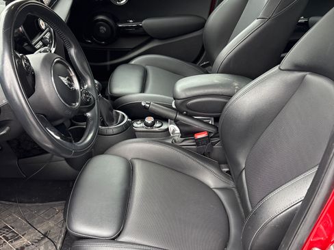 Used 2016 MINI Cooper S image 6