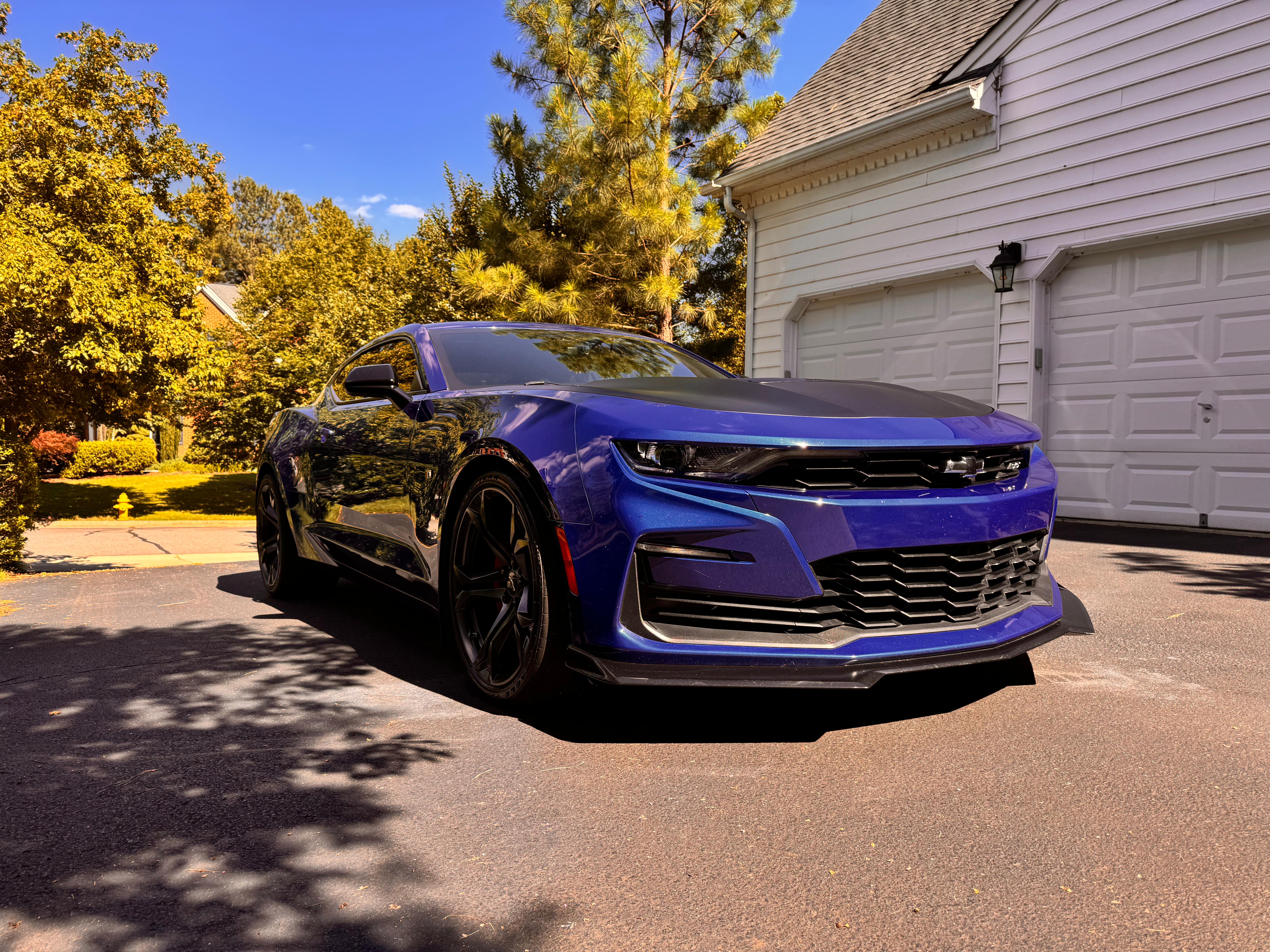 Used 2020 Chevrolet Camaro SS RWD image 5