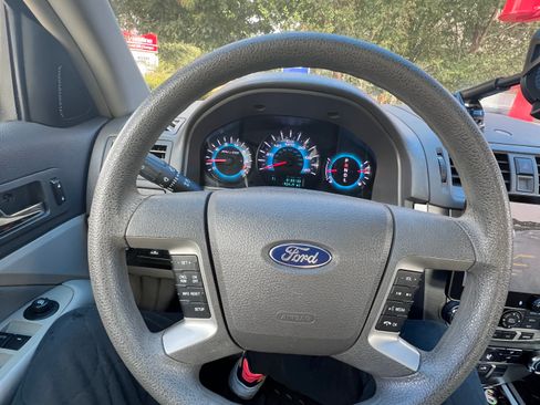 Used 2012 Ford Fusion SE image 25