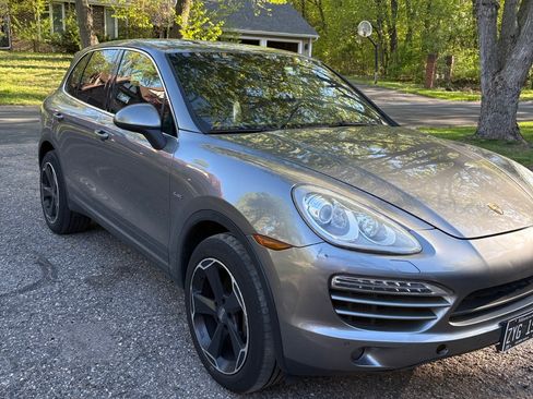 Used 2013 Porsche Cayenne Diesel AWD/4WD image 8