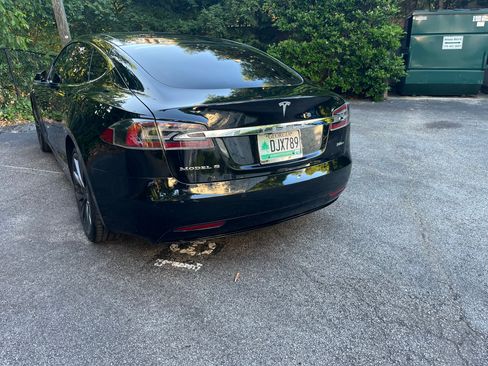 Used 2018 Tesla Model S 100D AWD/4WD image 11