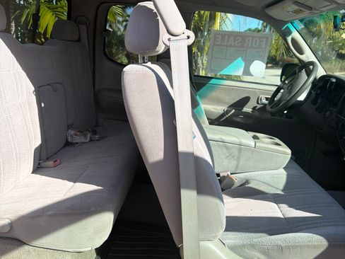 Used 2002 Toyota Tundra SR5 image 11