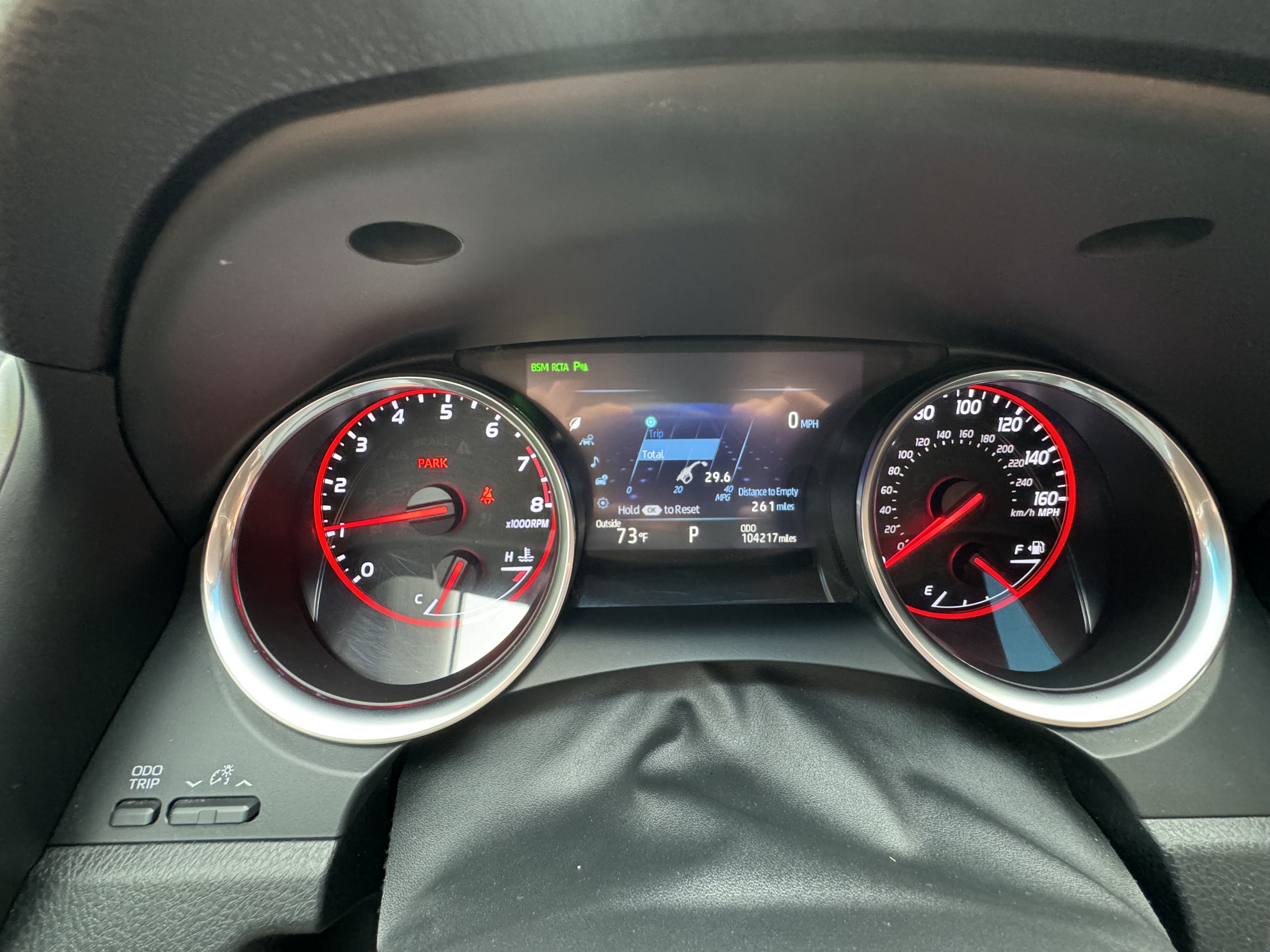 Used 2018 Toyota Camry XSE FWD image 18