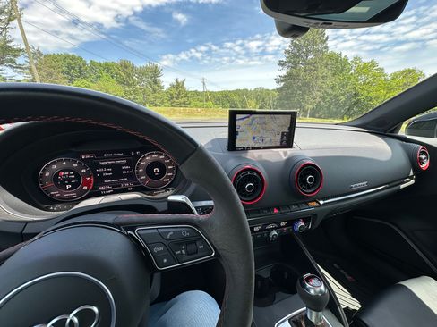 Used 2019 Audi RS 3 AWD/4WD image 18