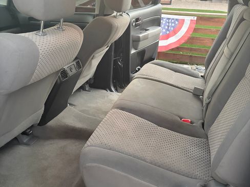 Used 2010 Toyota Tundra 2WD CrewMax w/ TRD Off-Road Pkg image 9