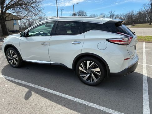 Used 2018 Nissan Murano Platinum image 4