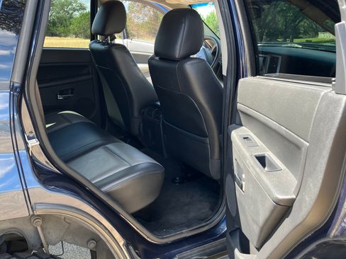 Used 2008 Jeep Grand Cherokee Laredo image 12