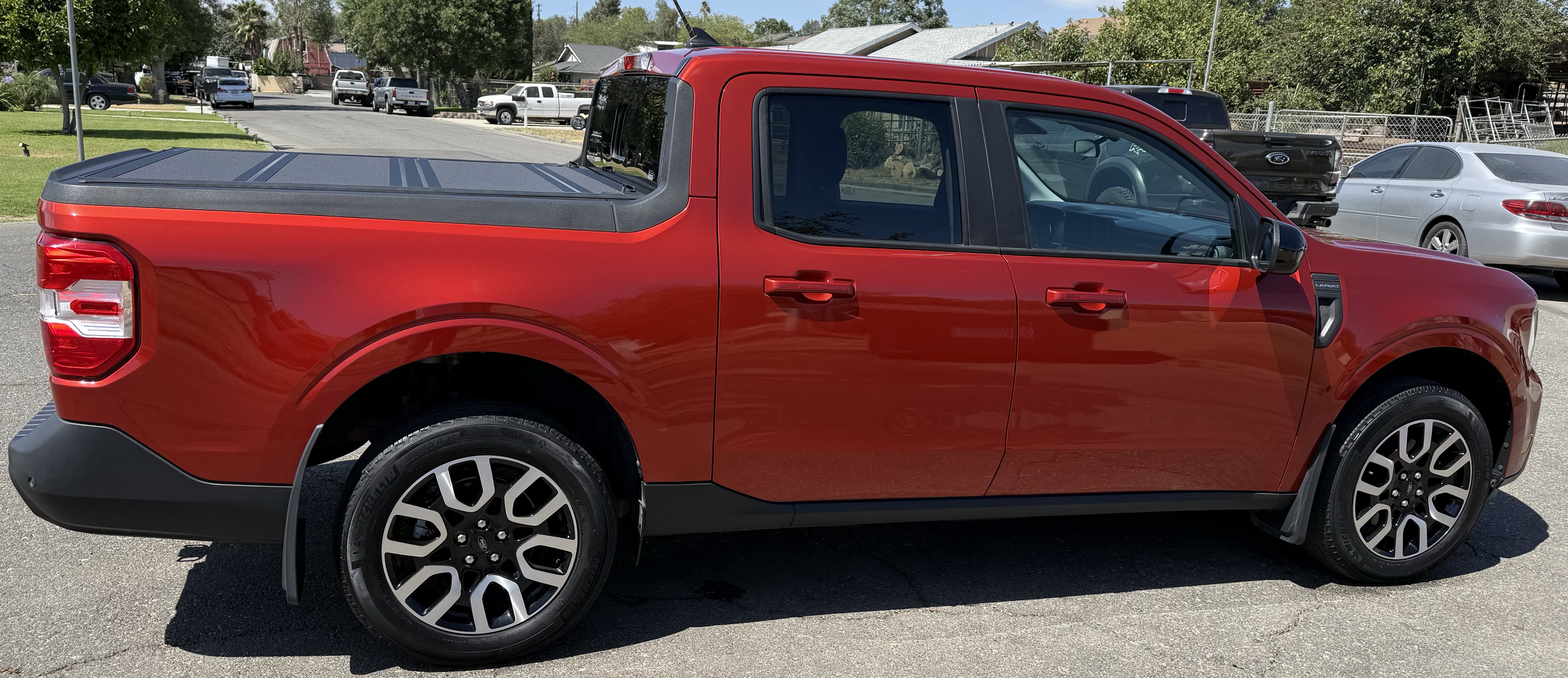 Used 2024 Ford Maverick Lariat FWD image 10