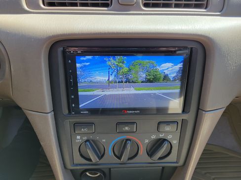 Used 2001 Toyota Camry LE image 11