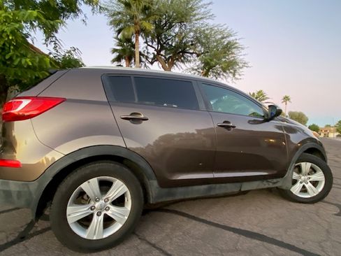 Used 2013 Kia Sportage LX w/ Convenience Pkg image 9