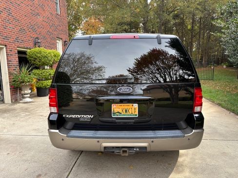 Used 2003 Ford Expedition Eddie Bauer image 5