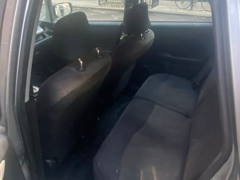 Used 2010 Honda Fit Sport image 11