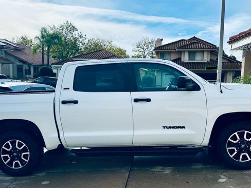 Used 2017 Toyota Tundra SR5 w/ TRD Off Road Package image 2