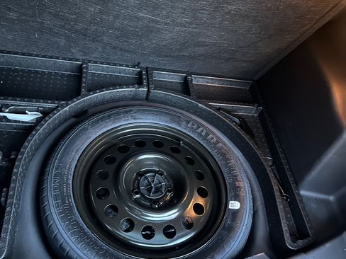 Used 2015 Ford Escape S image 16