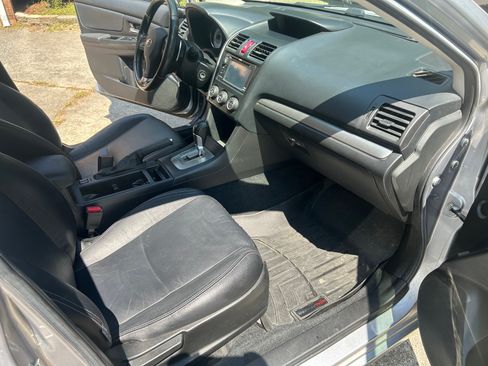 Used 2012 Subaru Impreza 2.0i Limited image 11