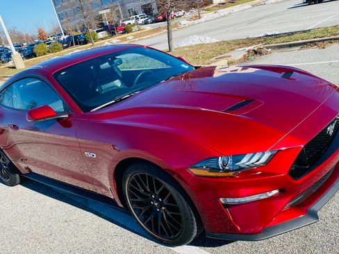 Used 2018 Ford Mustang GT Premium w/ GT Performance Package image 2