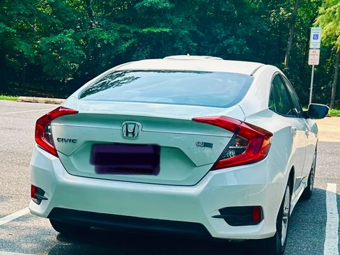 Used 2016 Honda Civic LX image 2