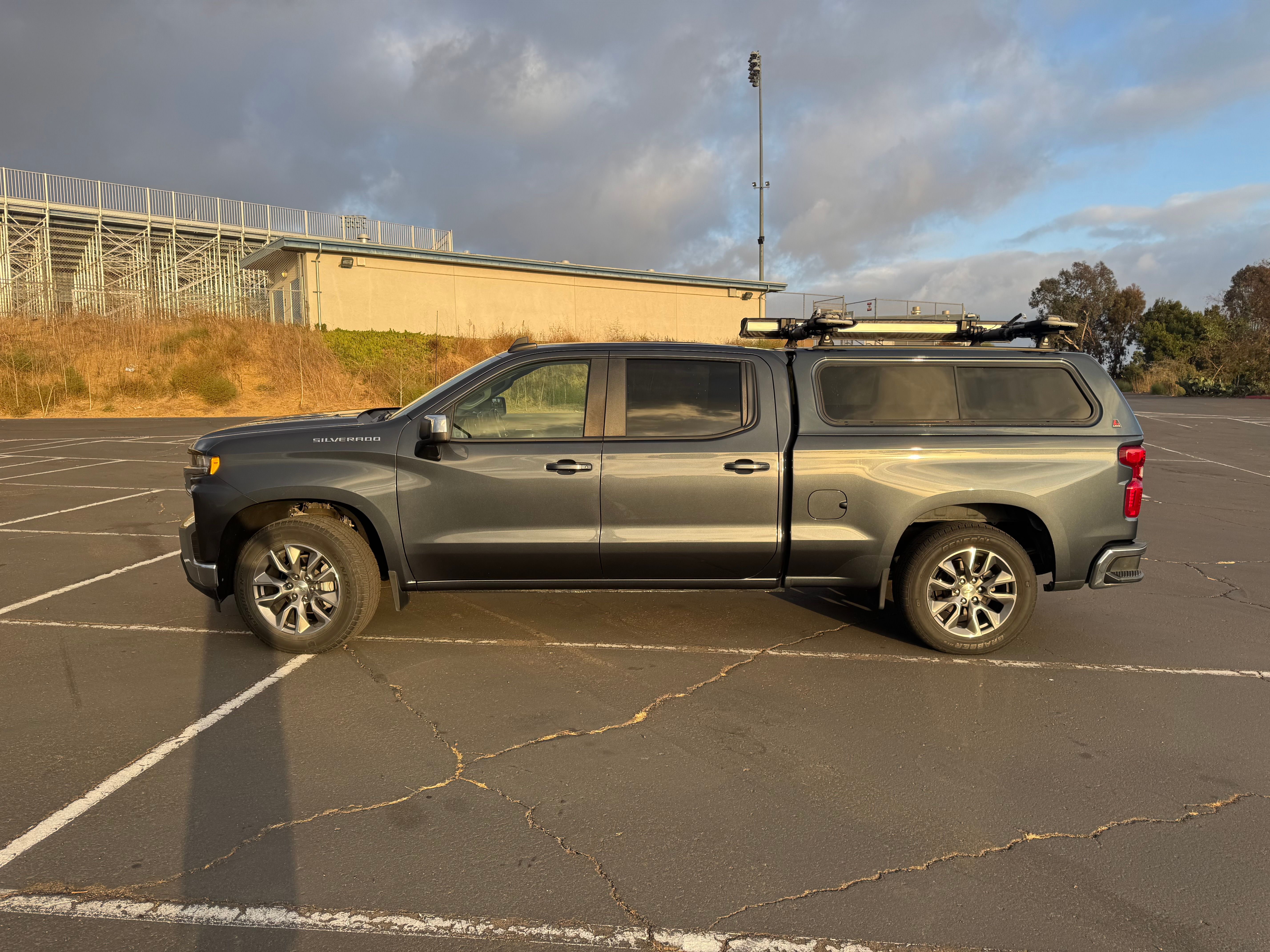 Used 2021 Chevrolet Silverado 1500 LT w/ Convenience Package II RWD image 5