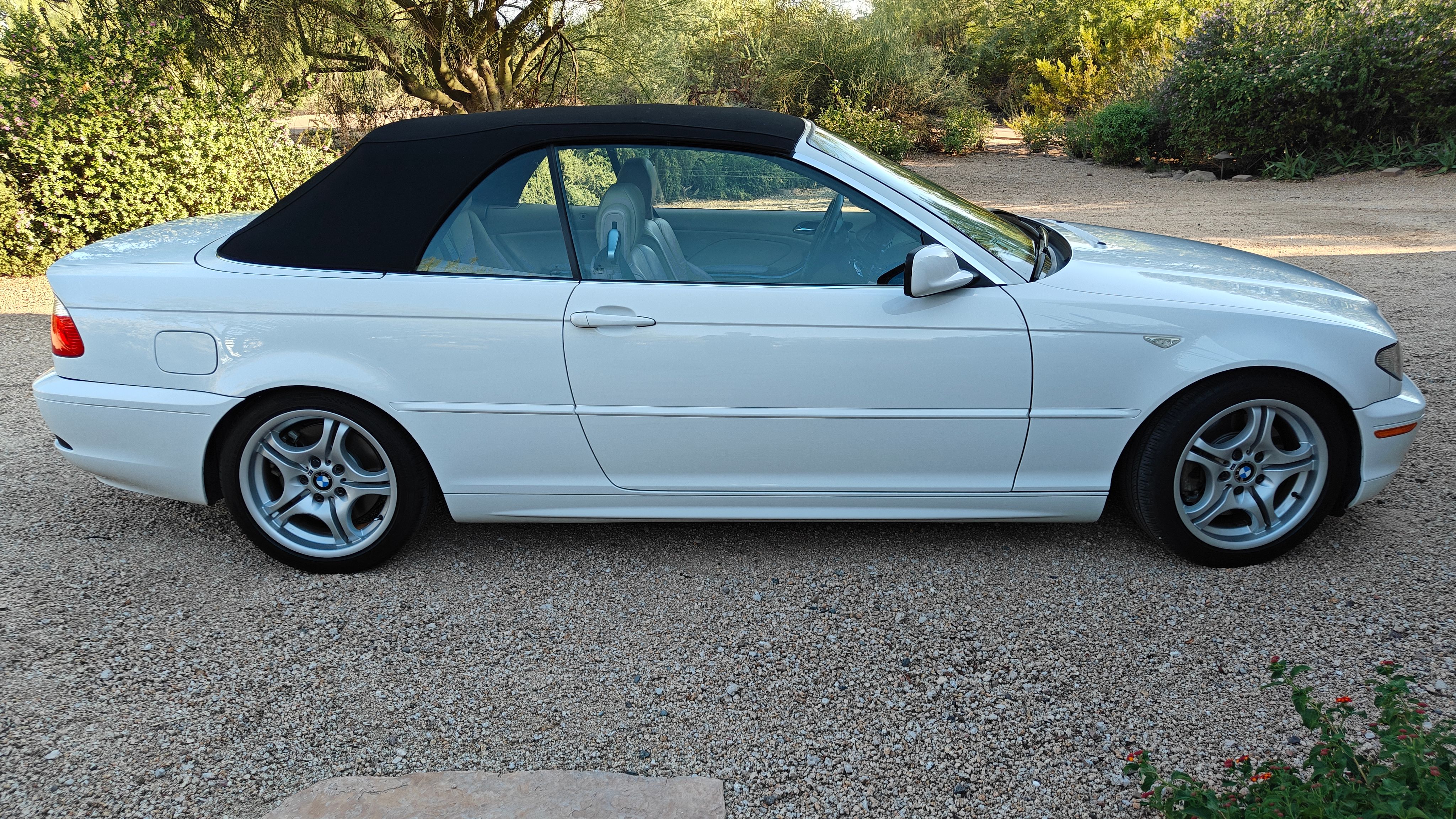 Used 2005 BMW 330Ci Convertible RWD image 13
