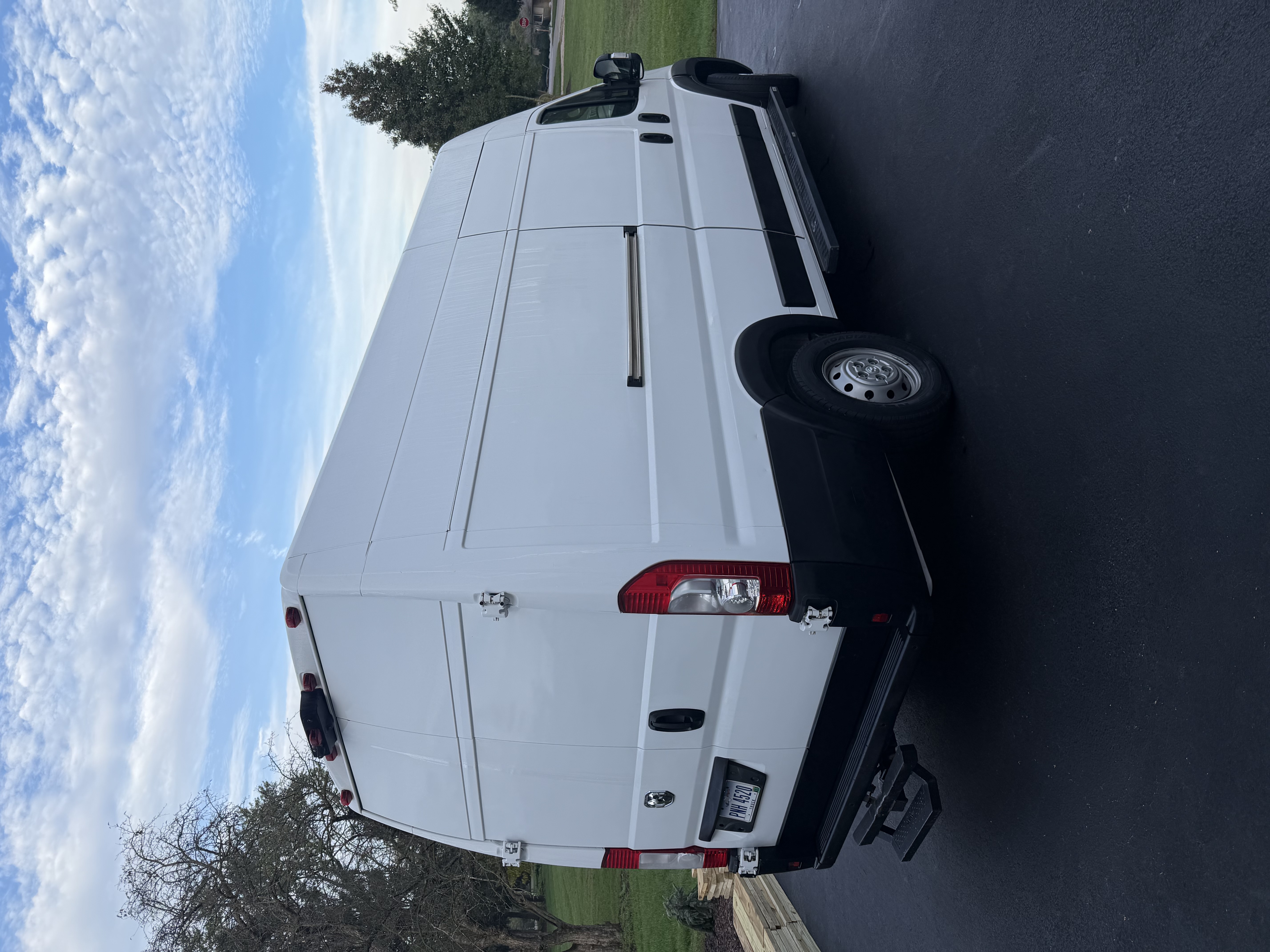 Used 2023 RAM ProMaster 3500 w/ Convenience Group FWD image 9