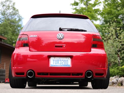 Used 2004 Volkswagen R32 AWD/4WD image 4