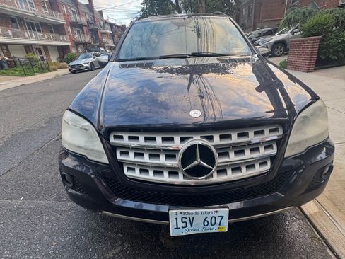 Used 2010 Mercedes-Benz ML 350 4MATIC image 1