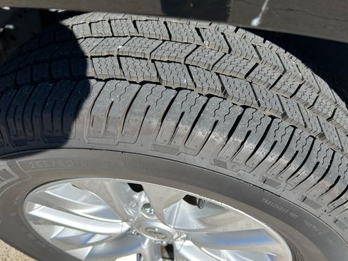 Used 2019 Lexus GX 460 image 10