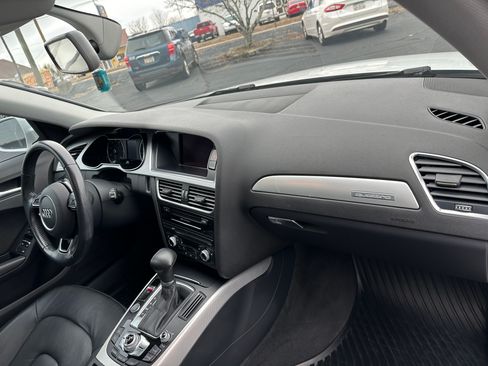 Used 2016 Audi A4 2.0T Premium image 13