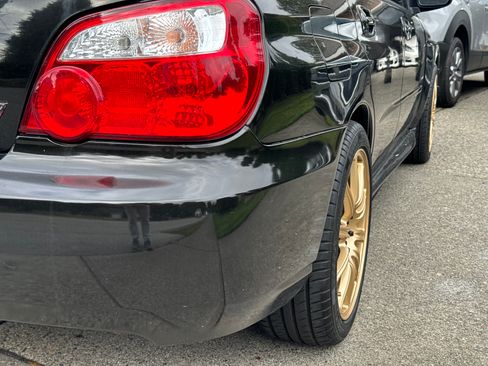 Used 2004 Subaru Impreza WRX STI image 4