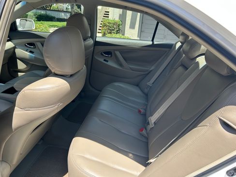 Used 2008 Toyota Camry LE FWD image 5