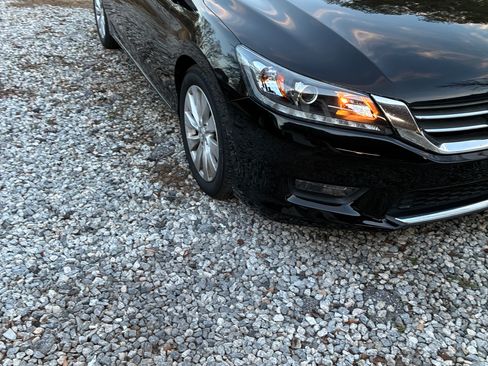 Used 2014 Honda Accord EX-L image 2