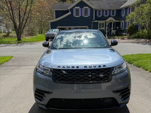 Used 2018 Land Rover Range Rover Velar AWD/4WD image 2