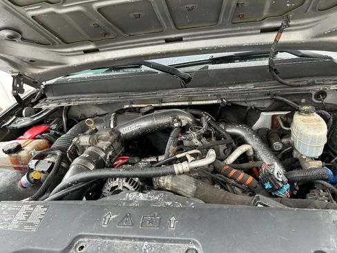 Used 2012 GMC Sierra 2500 SLT w/ Entertainment Package image 11