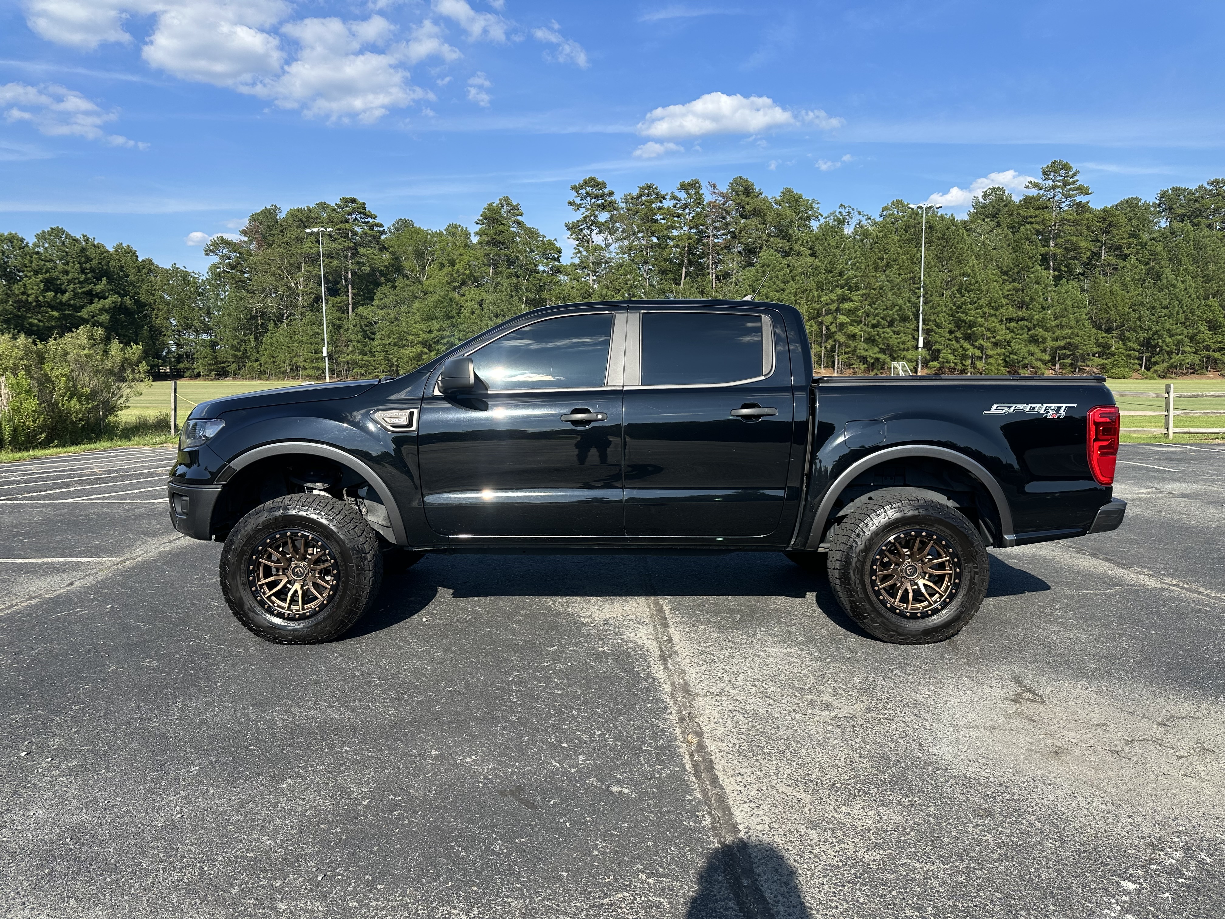 Used 2019 Ford Ranger XLT w/ Equipment Group 301A Mid AWD/4WD image 2