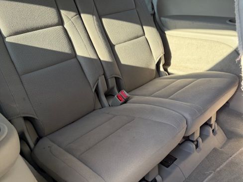 Used 2011 Dodge Durango Crew image 13