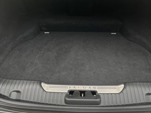 Used 2013 Jaguar XJ AWD image 10