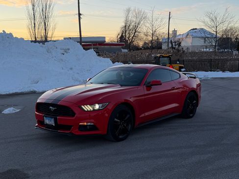 Used 2015 Ford Mustang Coupe w/ Ecoboost Performance Package RWD image 4