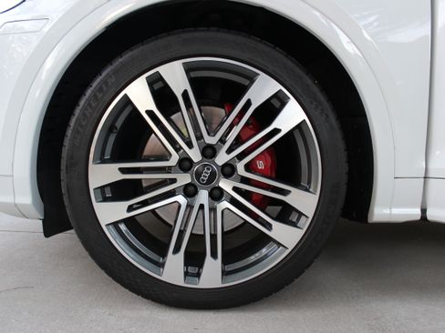 Used 2020 Audi SQ5 Premium Plus AWD/4WD image 9