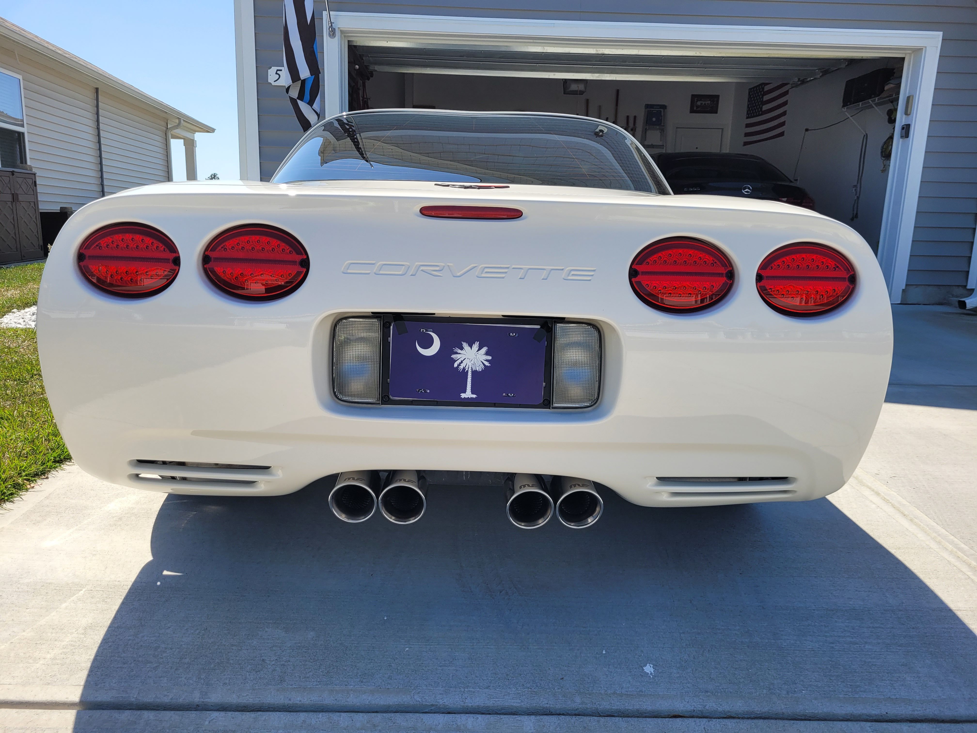 Used 2001 Chevrolet Corvette Coupe RWD image 5
