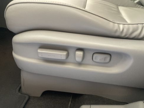 Used 2013 Honda Odyssey EX-L image 20