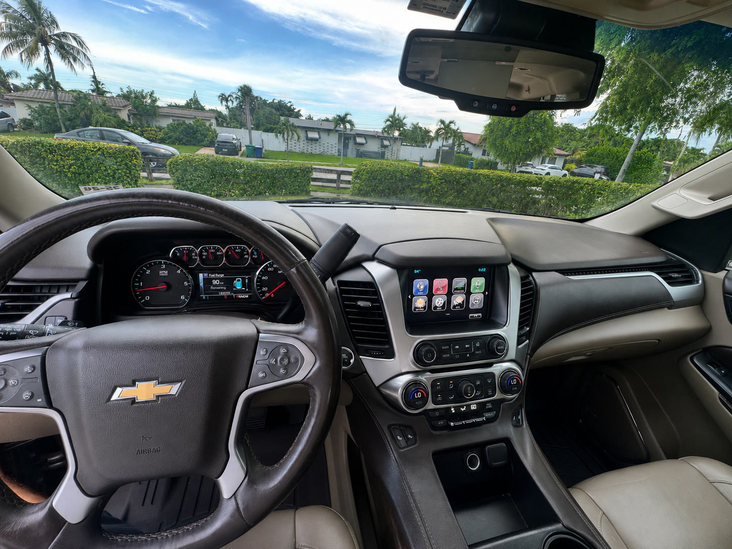 Used 2016 Chevrolet Suburban LT RWD image 6