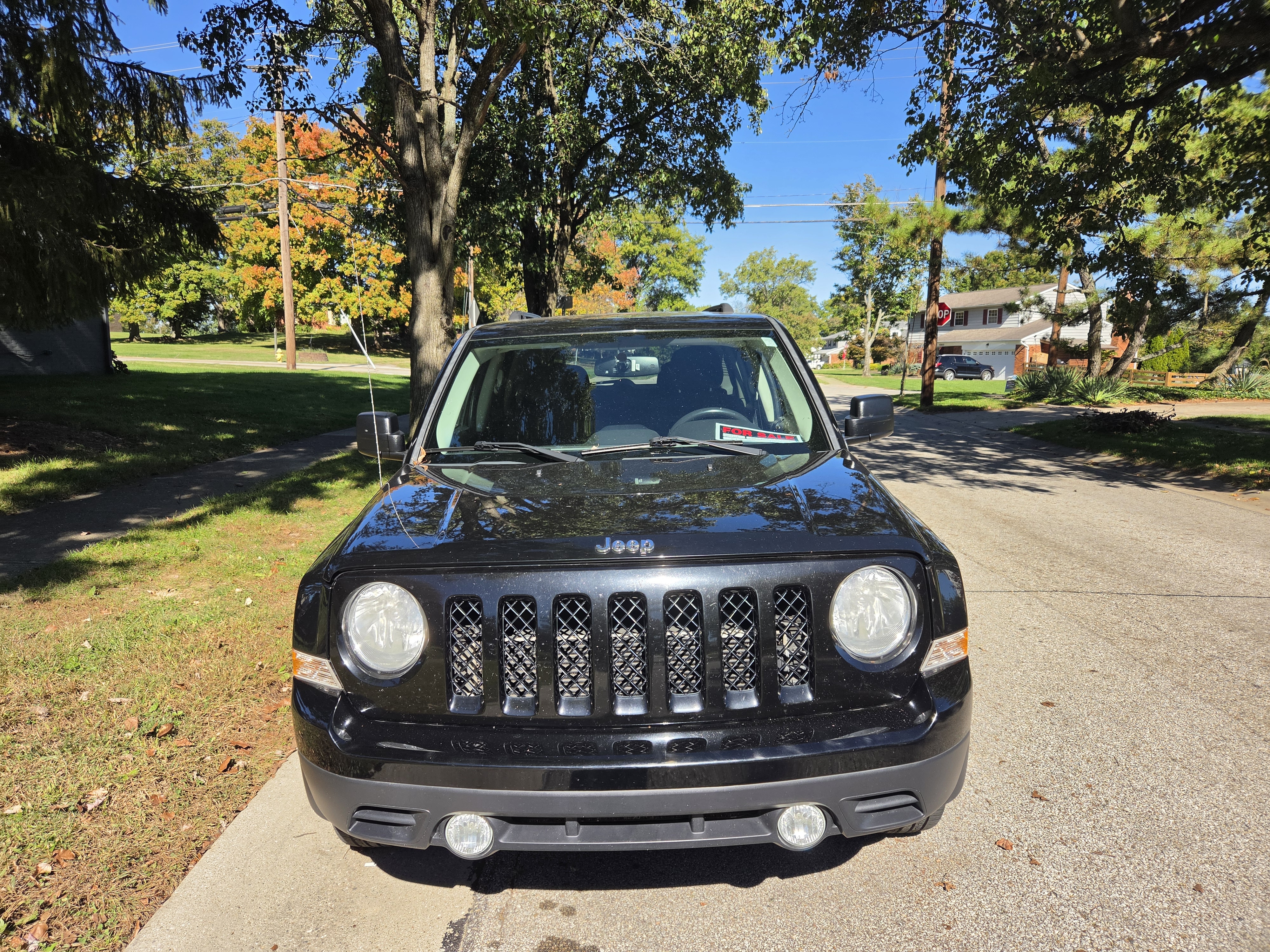 Used 2014 Jeep Patriot Latitude w/ Sun/Sound Group AWD/4WD image 4