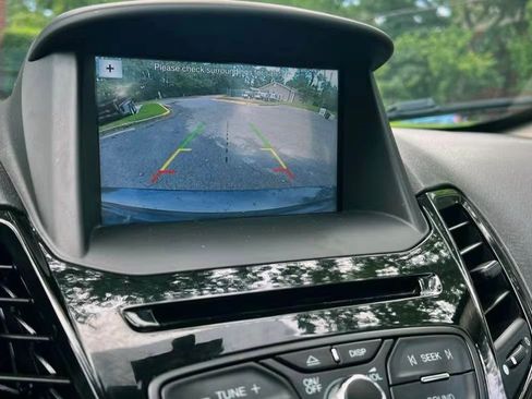 Used 2019 Ford Fiesta SE w/ Equipment Group 201A image 11