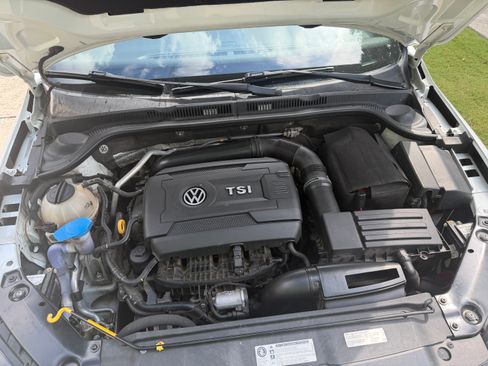 Used 2015 Volkswagen Jetta GLI SEL FWD image 12