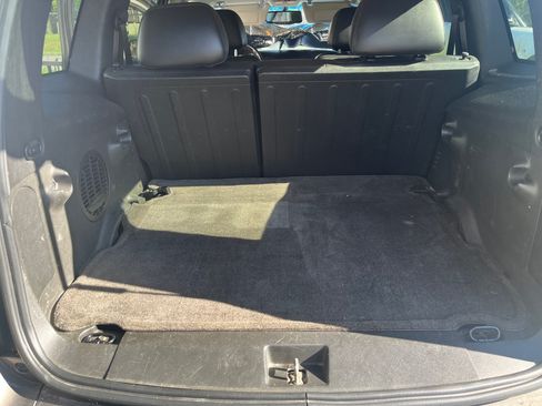 Used 2011 Chevrolet HHR LT w/ LT Preferred Equipment Group FWD image 22