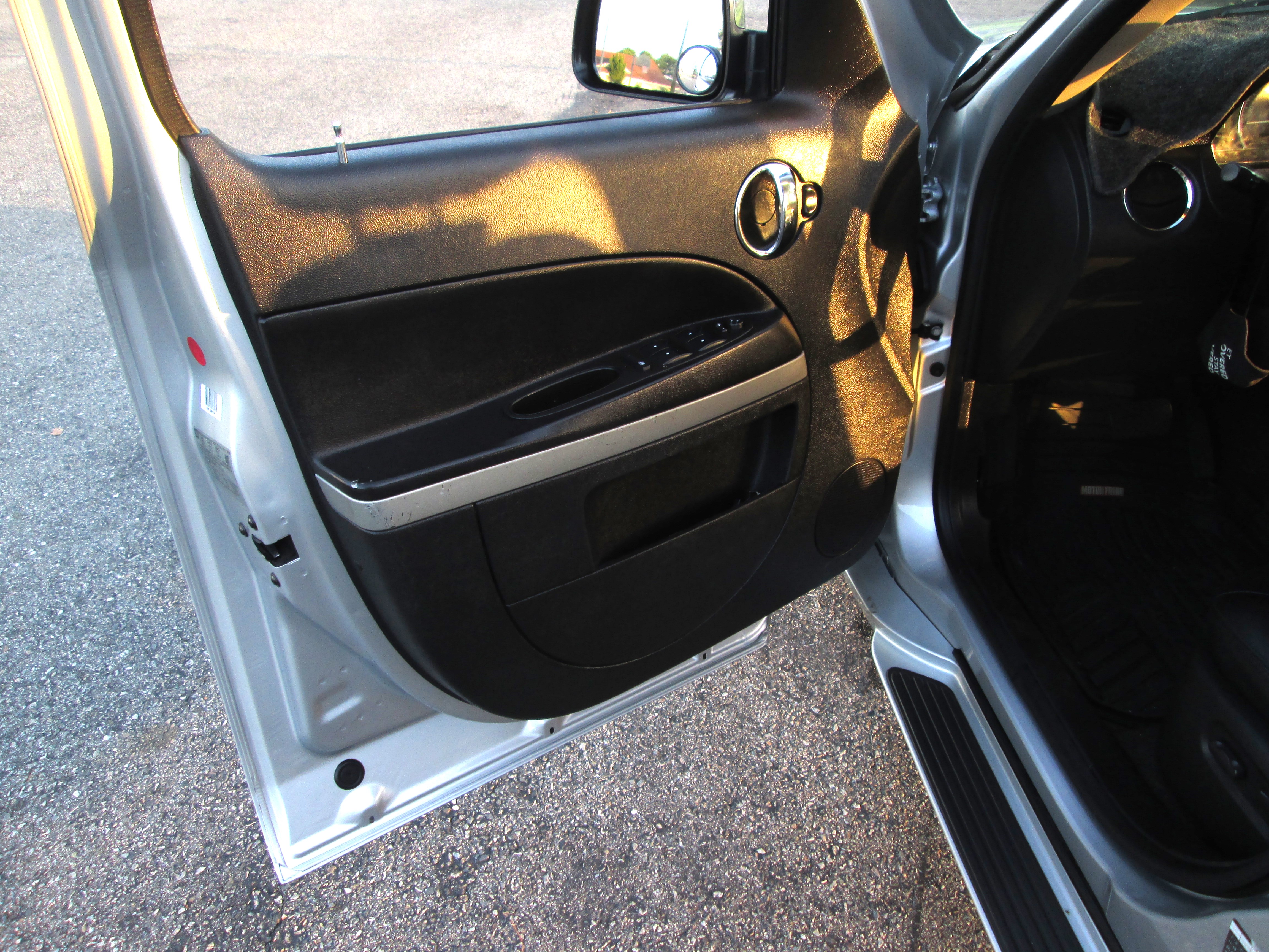 Used 2010 Chevrolet HHR LT w/ LT Preferred Equipment Group FWD image 19