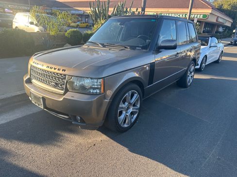 Used 2010 Land Rover Range Rover HSE AWD/4WD image 1
